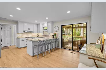 1115 Pebble Drive, Greensboro, NC 27410 - Photo 10