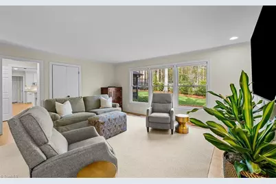 1115 Pebble Drive, Greensboro, NC 27410 - Photo 8