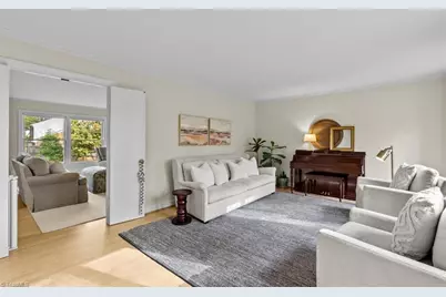 1115 Pebble Drive, Greensboro, NC 27410 - Photo 20