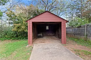 2413 Walker Ave, Winston-Salem, NC 27103 - Photo 26