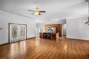 1202 Dogwood Ln, Archdale, NC 27263 - Photo 4