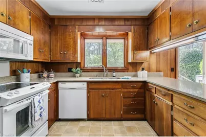 210 N Gurney Street, Burlington, NC 27215 - Photo 16