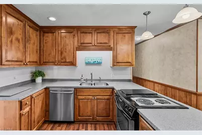 1905 Glenn Drive, Reidsville, NC 27320 - Photo 16