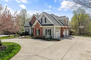 235 Fox Lake Ct, Winston-Salem, NC 27106 - Photo 4