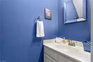 1104 Yellowbell Pl, Greensboro, NC 27410 - Photo 16