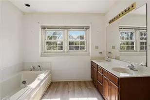 1011 Greenhurst Rd, Winston-Salem, NC 27104 - Photo 24