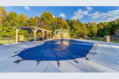 1047 Starboard Reach, Lexington, NC 27292 - Photo 12