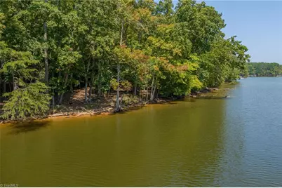 1047 Starboard Reach, Lexington, NC 27292 - Photo 8