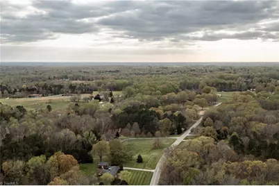 747 N Clodfelter Road, High Point, NC 27265 - Photo 18