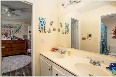 305 Whispering Oaks Drive, Lexington, NC 27292 - Photo 18