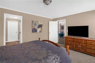 4102 Presbyterian Rd, Greensboro, NC 27406 - Photo 14