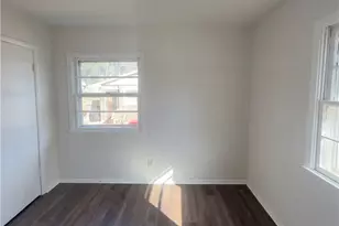 1447 E Sedgefield Dr, Winston-Salem, NC 27107 - Photo 12