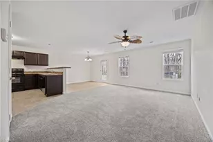 4511 Chapel Ridge Dr, Greensboro, NC 27405 - Photo 12