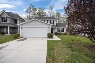 4511 Chapel Ridge Dr, Greensboro, NC 27405 - Photo 2