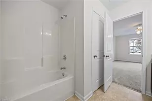 4511 Chapel Ridge Dr, Greensboro, NC 27405 - Photo 18