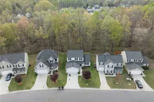 4511 Chapel Ridge Dr, Greensboro, NC 27405 - Photo 4