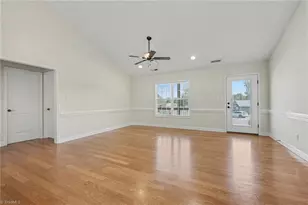 126 Camino Drive, Thomasville, NC 27360 - Photo 6