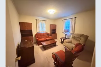 124 S Byrd Street, Eden, NC 27288 - Photo 6