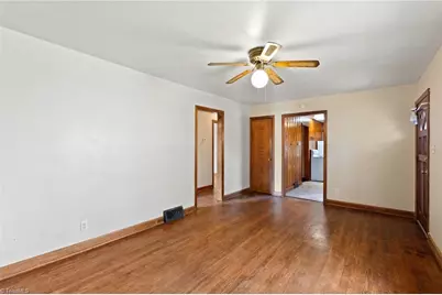 6111 Phelps Circle, Winston-Salem, NC 27105 - Photo 4