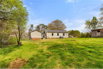 6111 Phelps Circle, Winston-Salem, NC 27105 - Photo 18