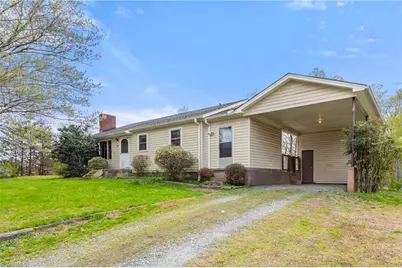 6111 Phelps Circle, Winston-Salem, NC 27105 - Photo 2