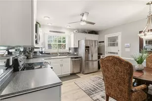 2005 Hunterwoods Dr, High Point, NC 27265 - Photo 10