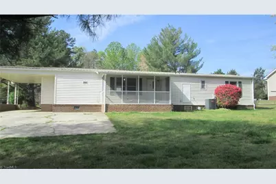 93 Jeff Avenue, Lexington, NC 27292 - Photo 2