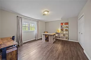 511 Rockspring Rd, High Point, NC 27262 - Photo 32