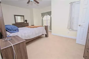 6 Viburnum Ln, Greensboro, NC 27455 - Photo 8