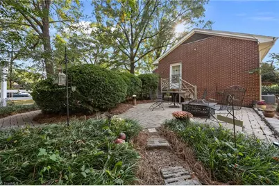 502 W Hunter Street, Madison, NC 27025 - Photo 34