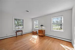 502 W Hunter St, Madison, NC 27025 - Photo 16