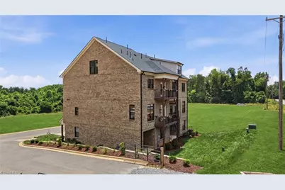 5210 N Church Street #B, Greensboro, NC 27455 - Photo 6
