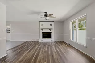 1815 Delmar Dr, Greensboro, NC 27406 - Photo 12