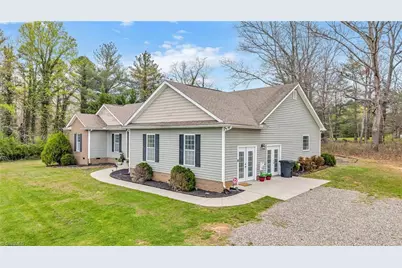 2228 Sparta Road, North Wilkesboro, NC 28659 - Photo 2