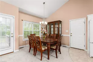 213 Drake Ln, Mebane, NC 27302 - Photo 12