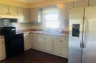 236 Badgett Ave, Mount Airy, NC 27030 - Photo 6