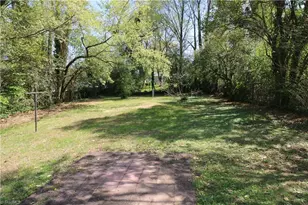 1307 Revere Rd, Winston-Salem, NC 27103 - Photo 16