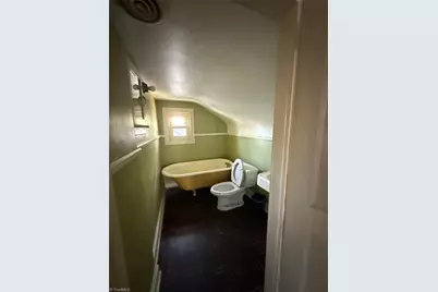 1300 Sloan Street, Greensboro, NC 27401 - Photo 14