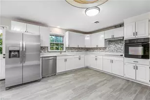 4210 Niblick Dr, Pfafftown, NC 27040 - Photo 12