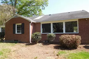 2825 Windsor Rd, Winston-Salem, NC 27104 - Photo 8