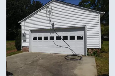 2825 Windsor Road, Winston-Salem, NC 27104 - Photo 4