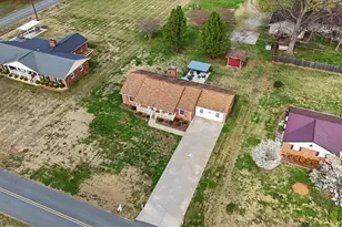 2081 Northcrest Dr, Elon, NC 27244 - Photo 44