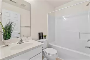 6886 Derby Run Dr, Whitsett, NC 27377 - Photo 24