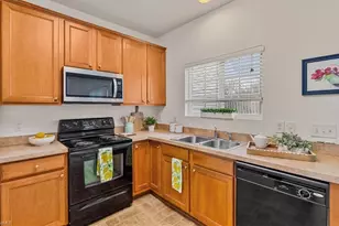 6886 Derby Run Dr, Whitsett, NC 27377 - Photo 8