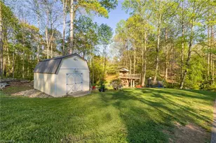 4604 Valleymeade Ct, Kernersville, NC 27284 - Photo 36