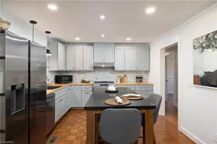 1120 Rustic Rd, Greensboro, NC 27410 - Photo 14