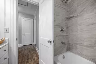 108 Markham St, Burlington, NC 27215 - Photo 22