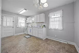 108 Markham St, Burlington, NC 27215 - Photo 10