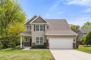 6125 Sundown Dr, Greensboro, NC 27410 - Photo 2