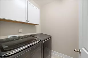 6125 Sundown Dr, Greensboro, NC 27410 - Photo 10